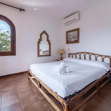 Tennis Park With Air Conditionner * Calafell