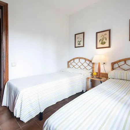 Tennis Park With Air Conditionner Villa *