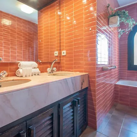 Villa Tennis Park With Air Conditionner Calafell